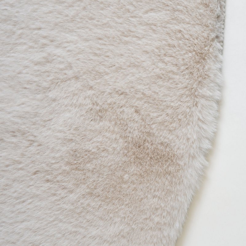 Vloerkleed Velluto Beige sfeerbeeld woonkamer — Zwarthuisje